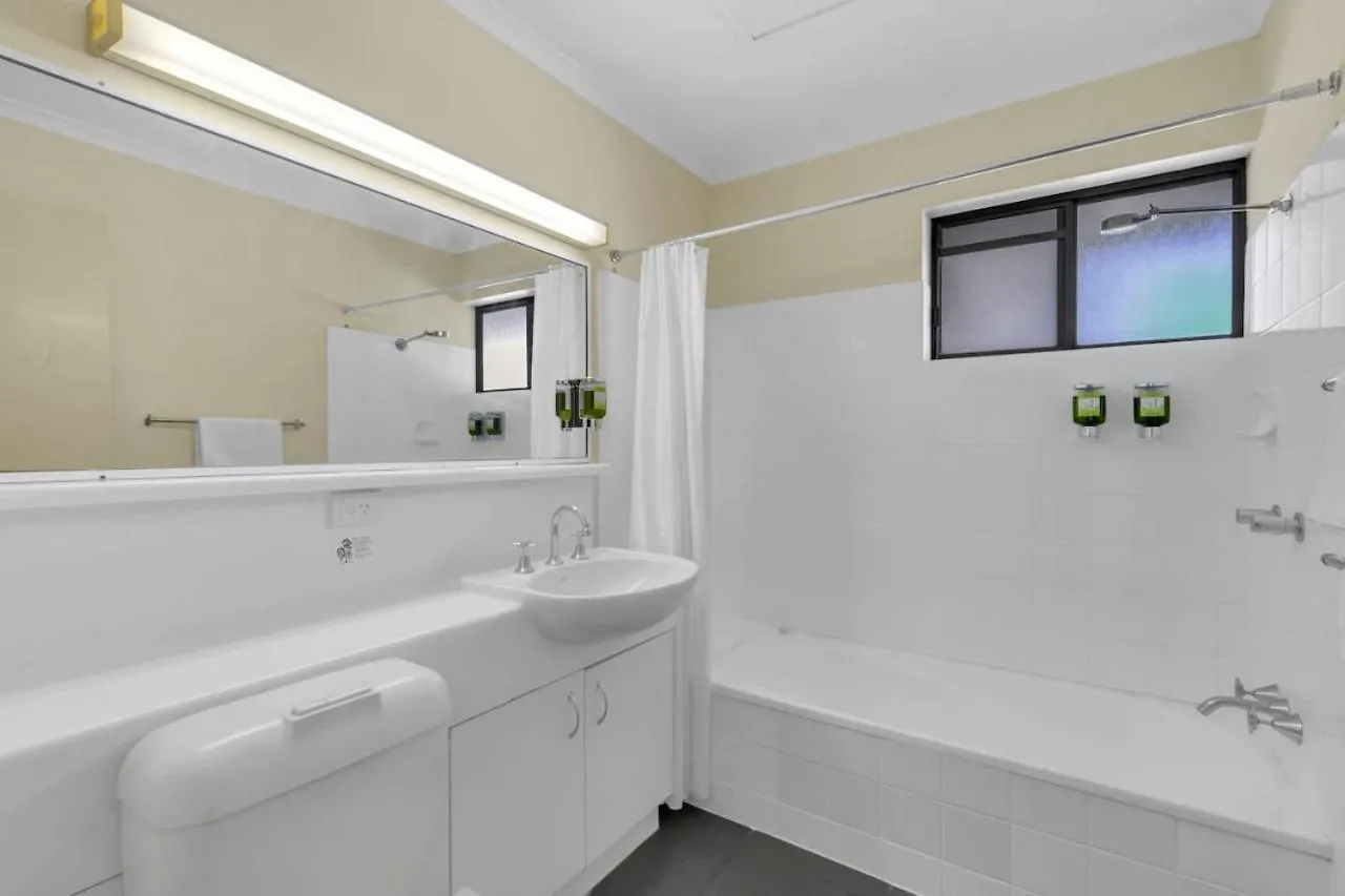 Charming Suite Easy Access 2 Cbd Brisbane